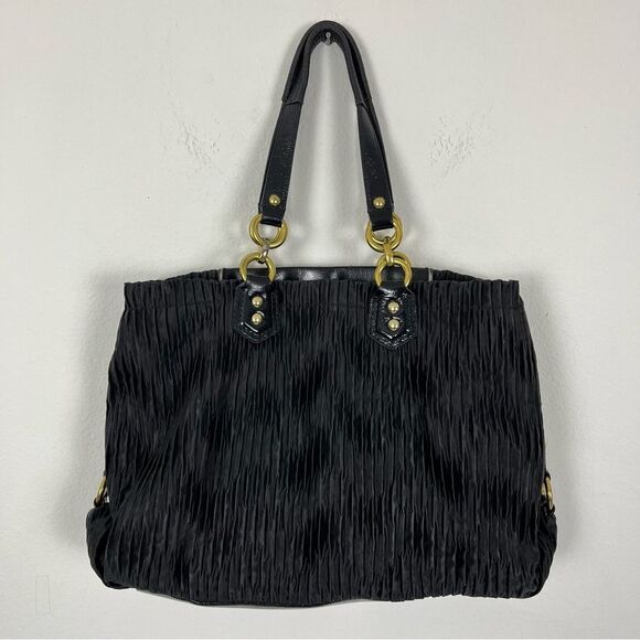 Coach Ashley Carryall Black Pleated Tote Bag Gold Hardware & Patent Leather - Picture 2 of 8